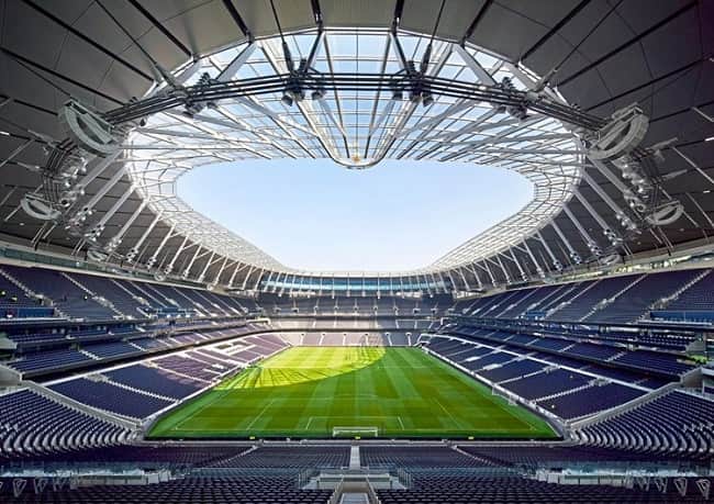 สนามแข่ง Tottenham Hotspur Stadium (London)